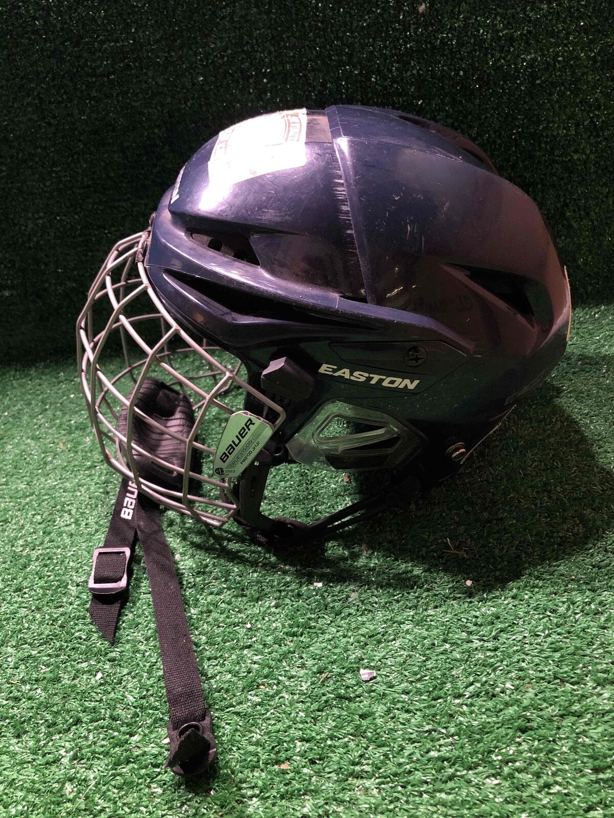 Easton E400 Hockey Helmet Small