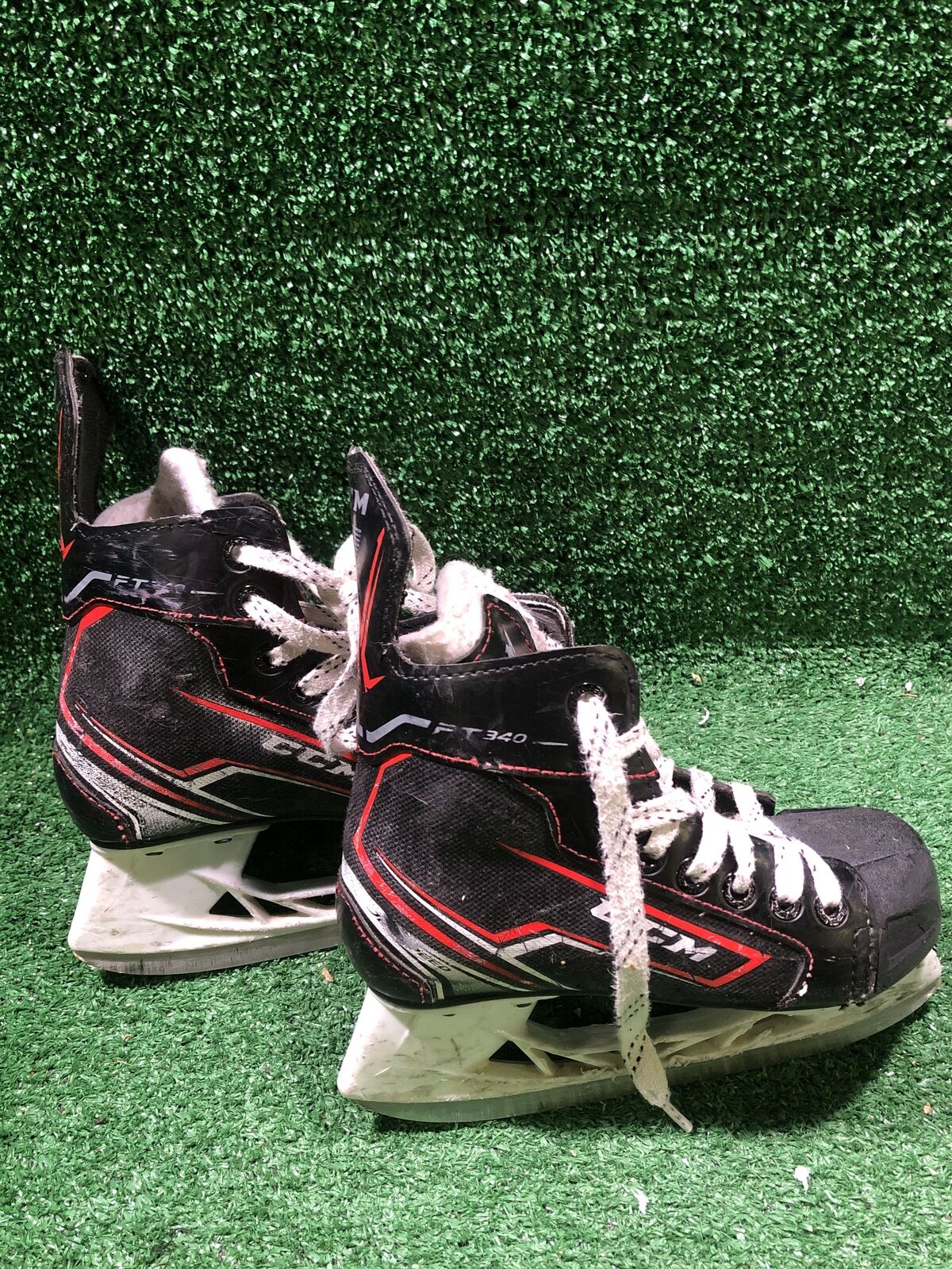 Ccm JetSpeed FT340 Hockey Skates Youth 13.0Y Skate Size