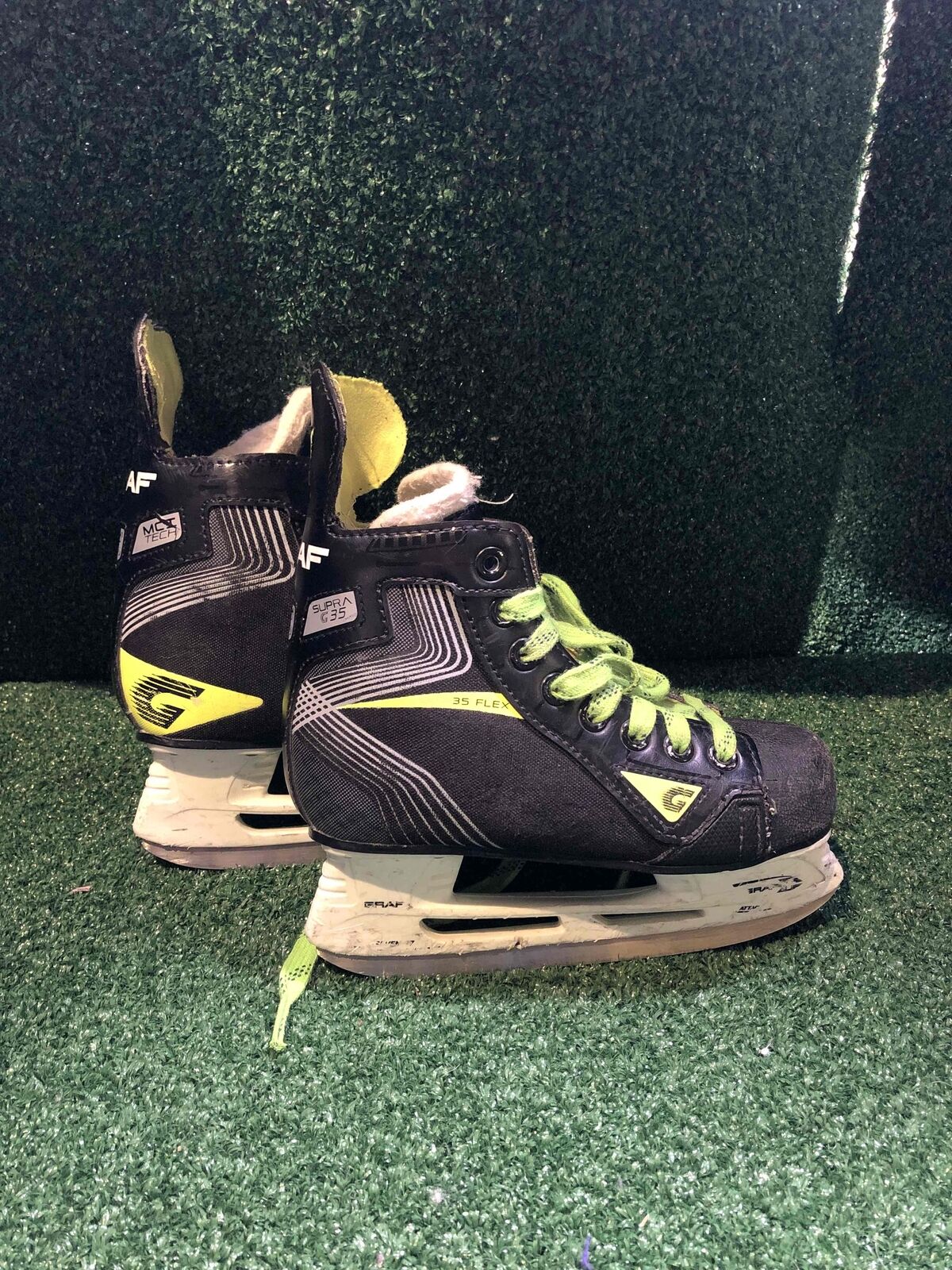 Graf Supra G35 Hockey Skates Y13.0R Skate Size