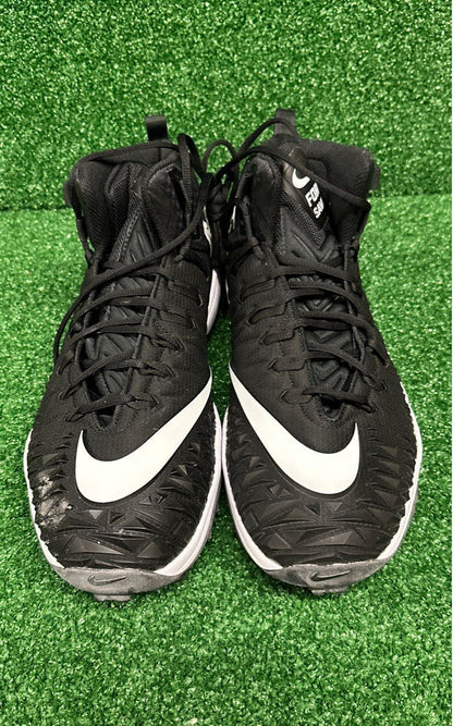 Nike Force Savage Pro 16.0 Size Football Cleats