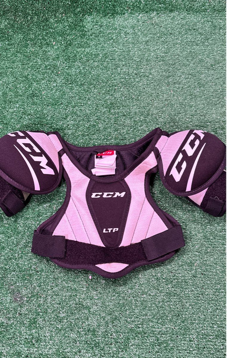 Ccm LTP Hockey Shoulder Pads Youth Small (S)