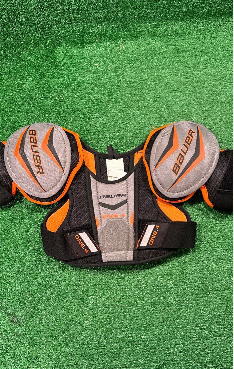 Bauer One.4 Hockey Shoulder Pads Youth Small (S)