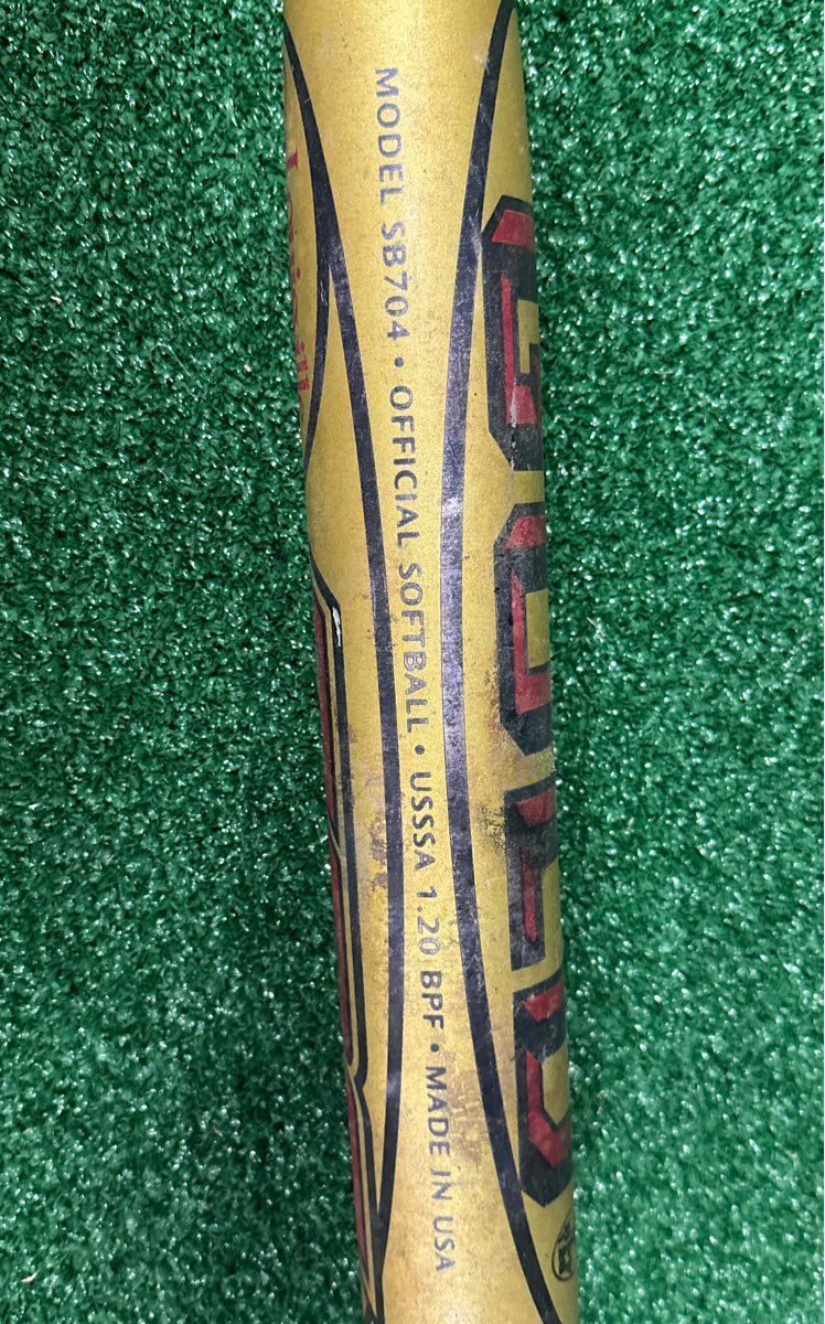 Louisville Slugger SB704 TPS Gold Softball Bat 34" 26 oz. (-8) 2 1/4"