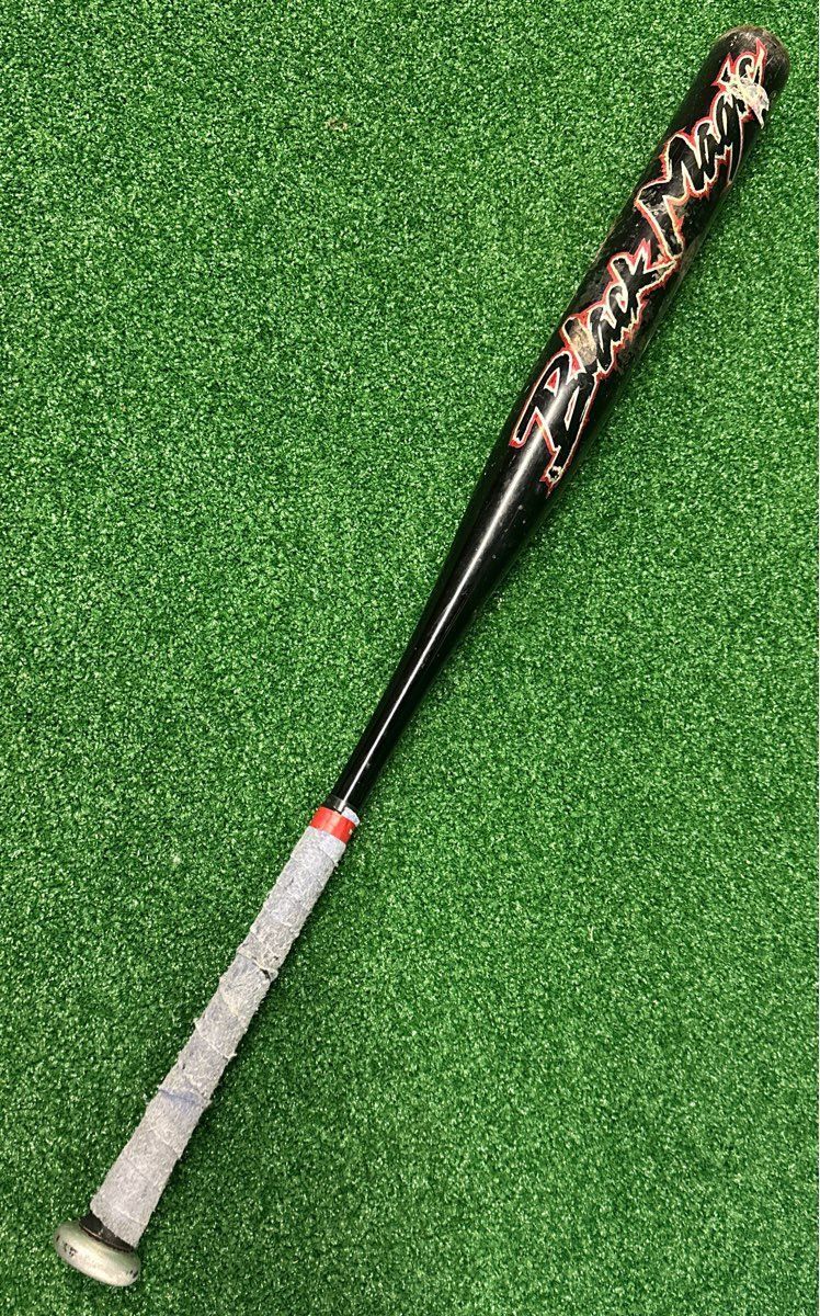 Easton Black Magic Softball Bat 34" 28 oz. (-6) 2 1/4"