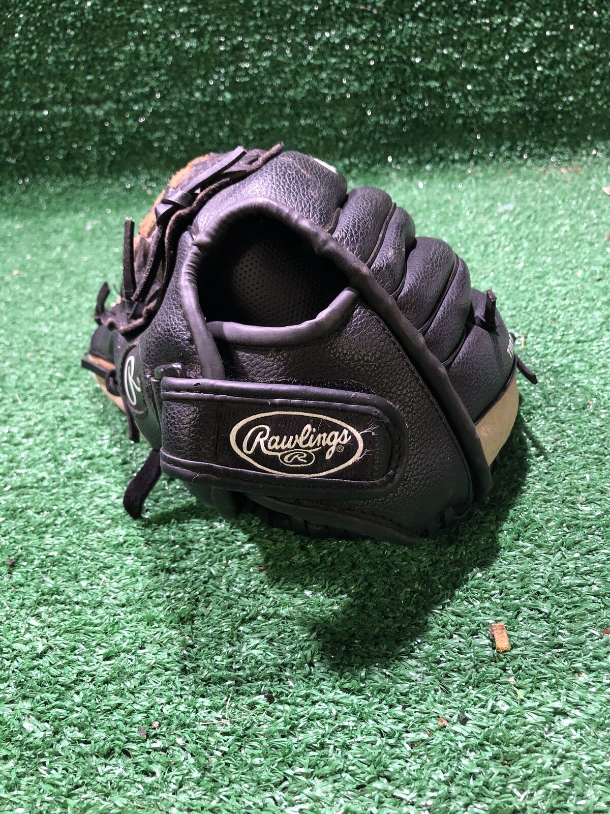 Rawlings PM105RB 10.5" Baseball Glove (LHT)