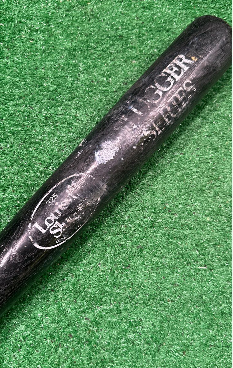 Louisville Slugger Slugger Series Derek Jeter Wooden Bat 30" 25 oz. (-5) 2 1/4"