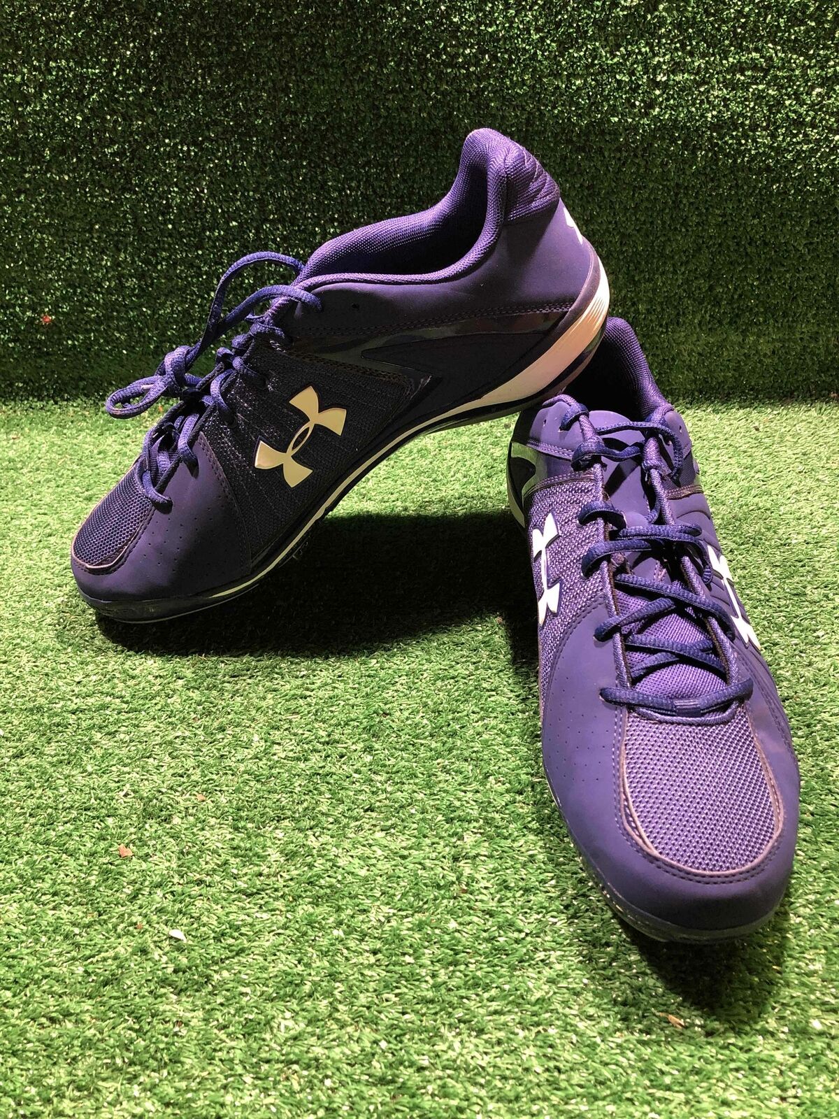 Under Armour 13.5 Size Baseball Cleats