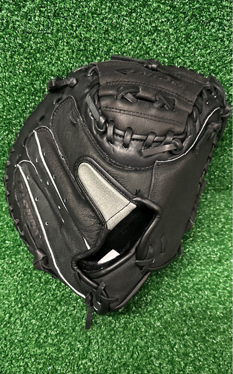 Easton Alpha APB2 34" Catcher's Mitt (RHT)