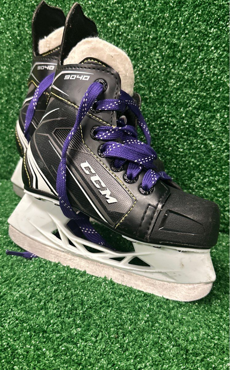 Ccm Tacks 9040 Hockey Skates 11.0 Skate Size