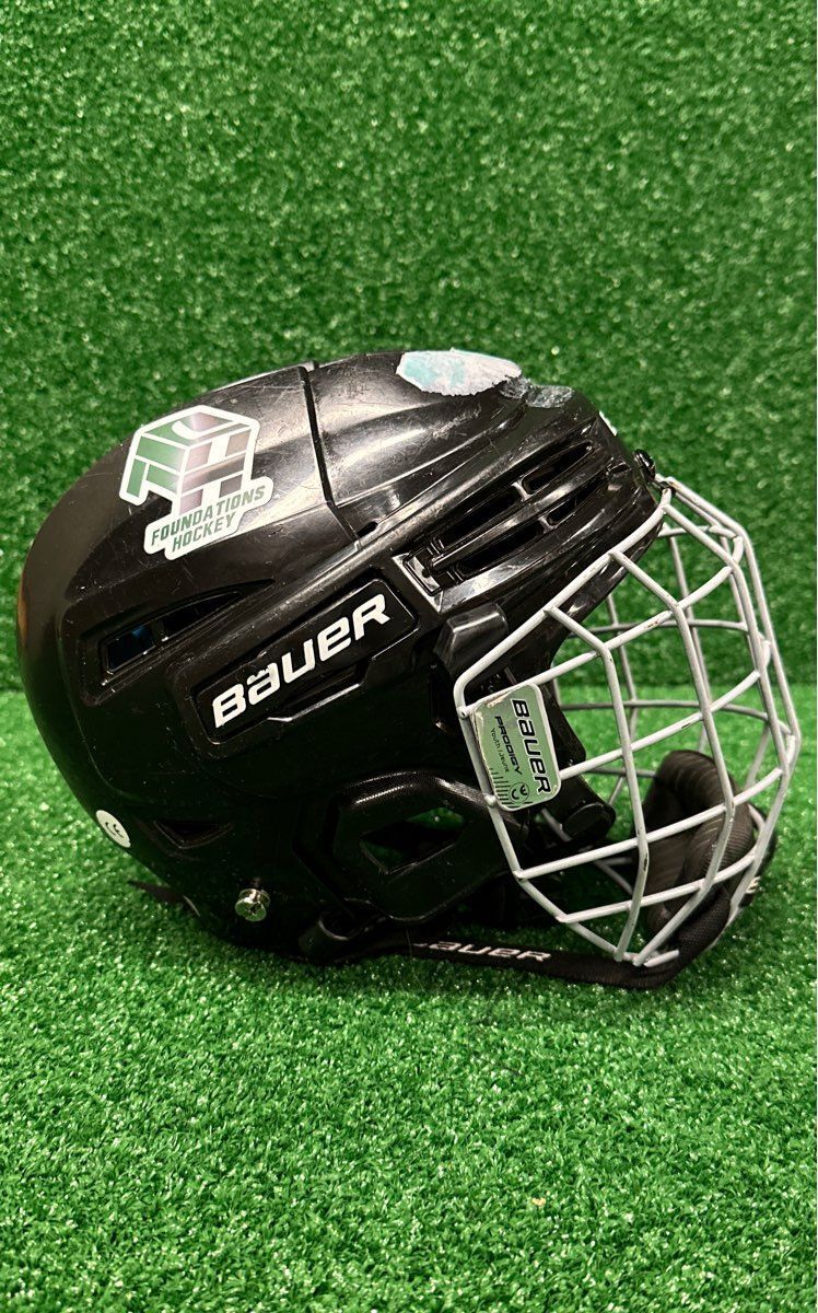 Bauer Prodigy Hockey Helmet Small