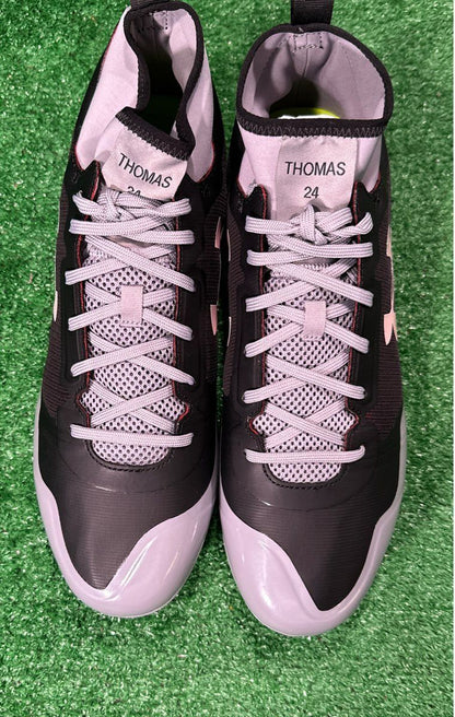 Team Issued Under Armour Thomas #24 Spine Heater Mid ST 13 Size Baseball Cleats