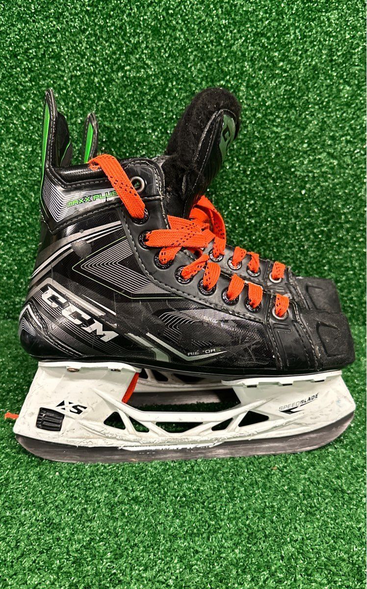 Ccm Ribcore Maxx Plus Hockey Skates 3.5 Skate Size