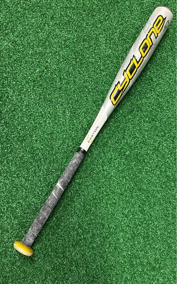 Easton Cyclone Baseball Bat 28" 18 oz. (-10) 2 1/4"