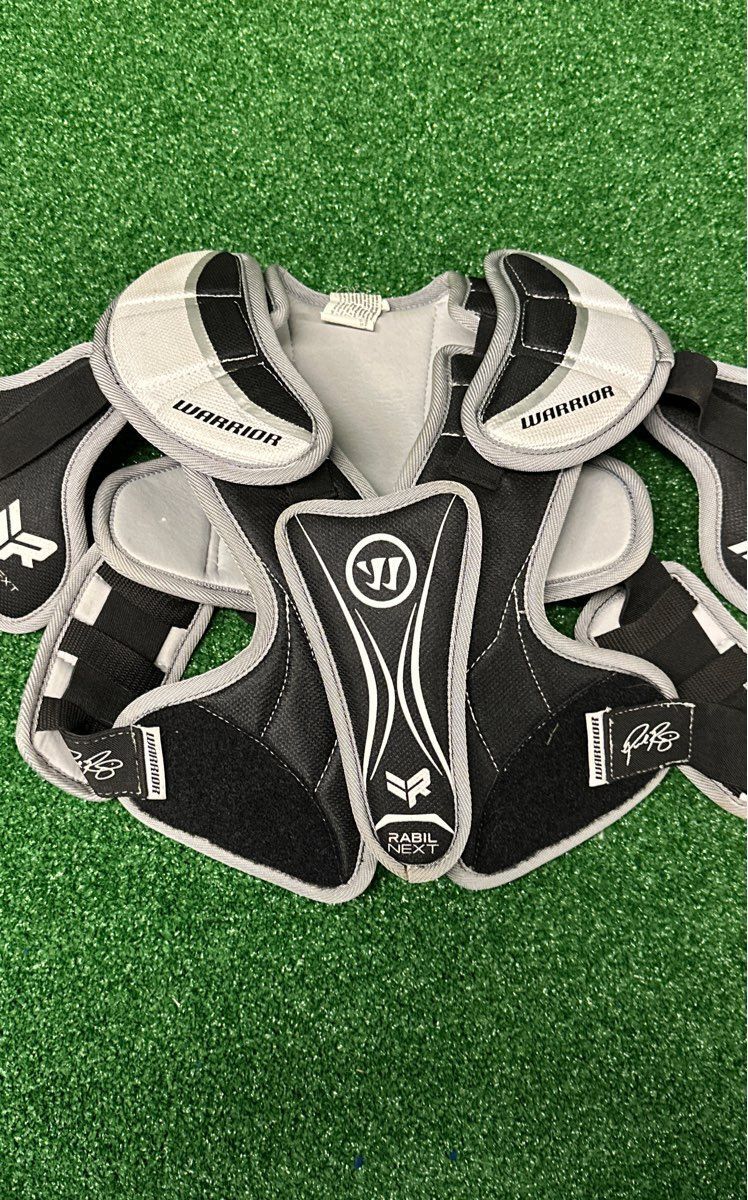 Warrior Rabil Next Youth Medium Lacrosse Shoulder Pads