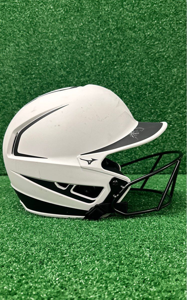 Mizuno F6-BT Softball Batting Helmet, 6 3/4" To 7 3/8"