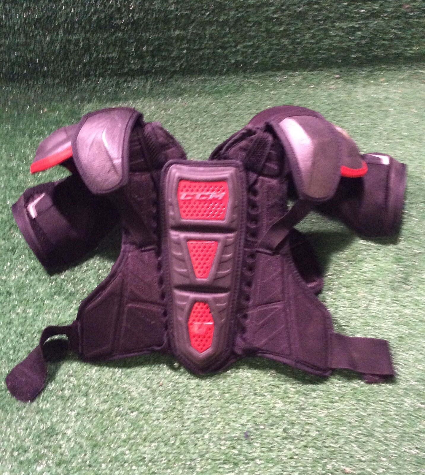 Ccm Jetspeed Hockey Shoulder Pads Junior Large (L)