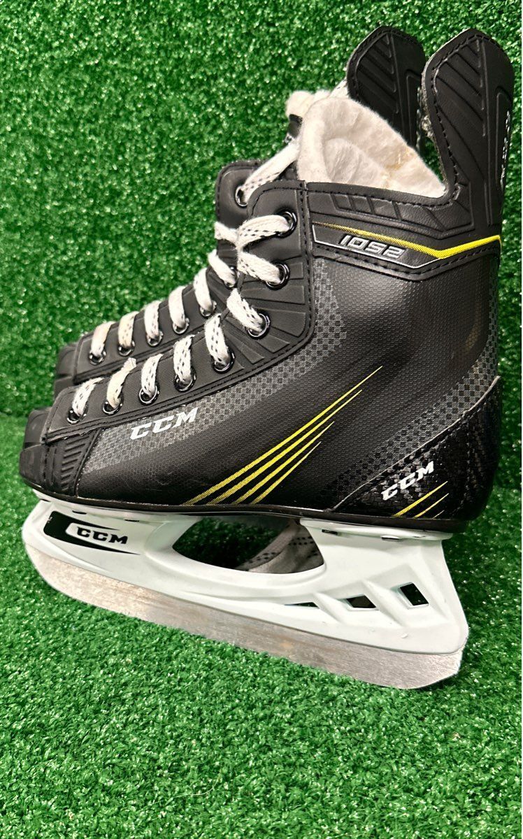 Ccm 1052 Hockey Skates 2.0 Skate Size