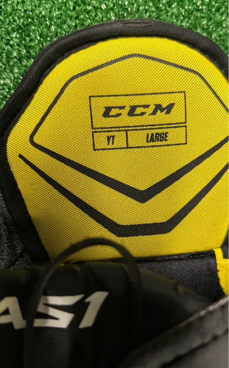 CCM SuperTacks AS1Hockey Pants Youth Medium (M)