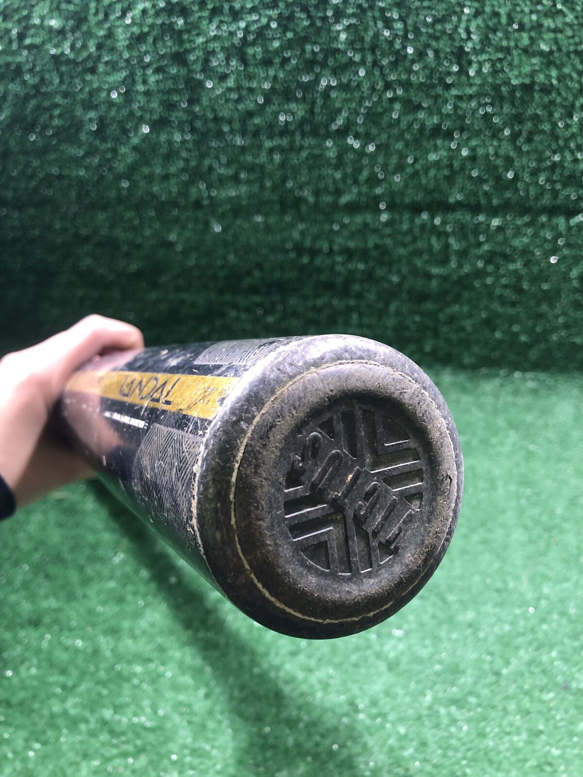 Victus Vandal Baseball Bat 31" 23 oz. (-8) 2 3/4"