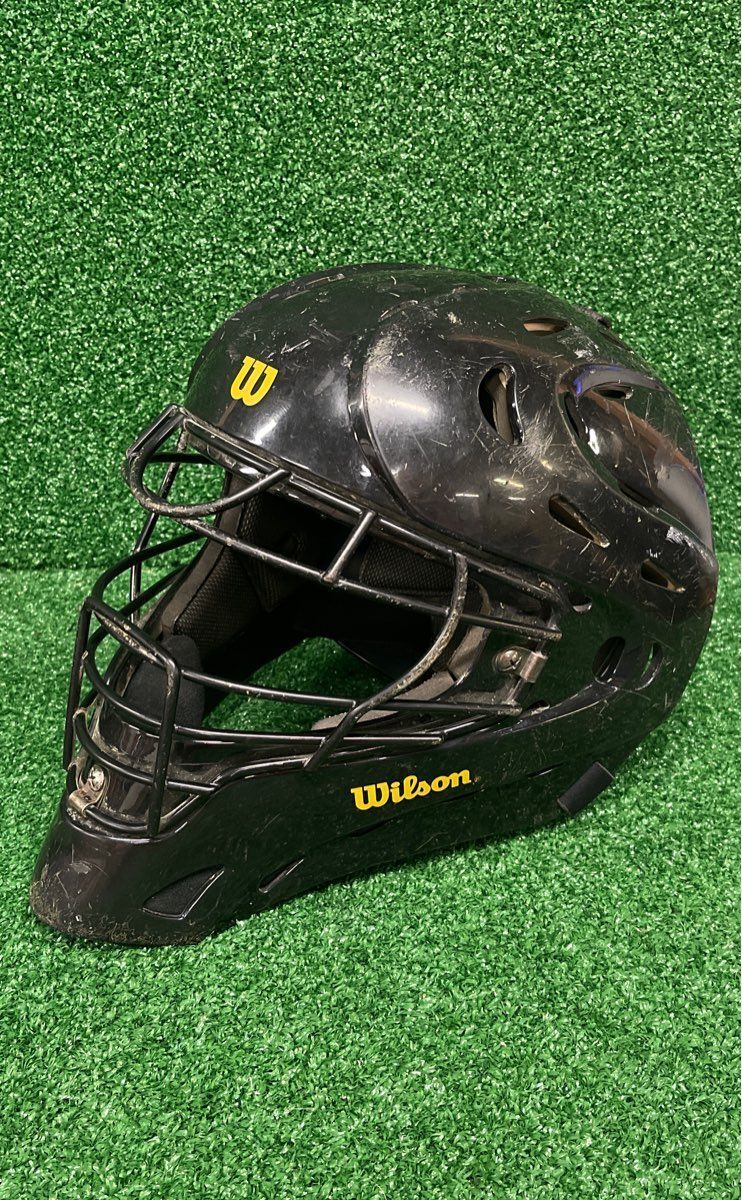 Wilson A3063 6 1/2" To 7 1/8" Catcher's Helmet