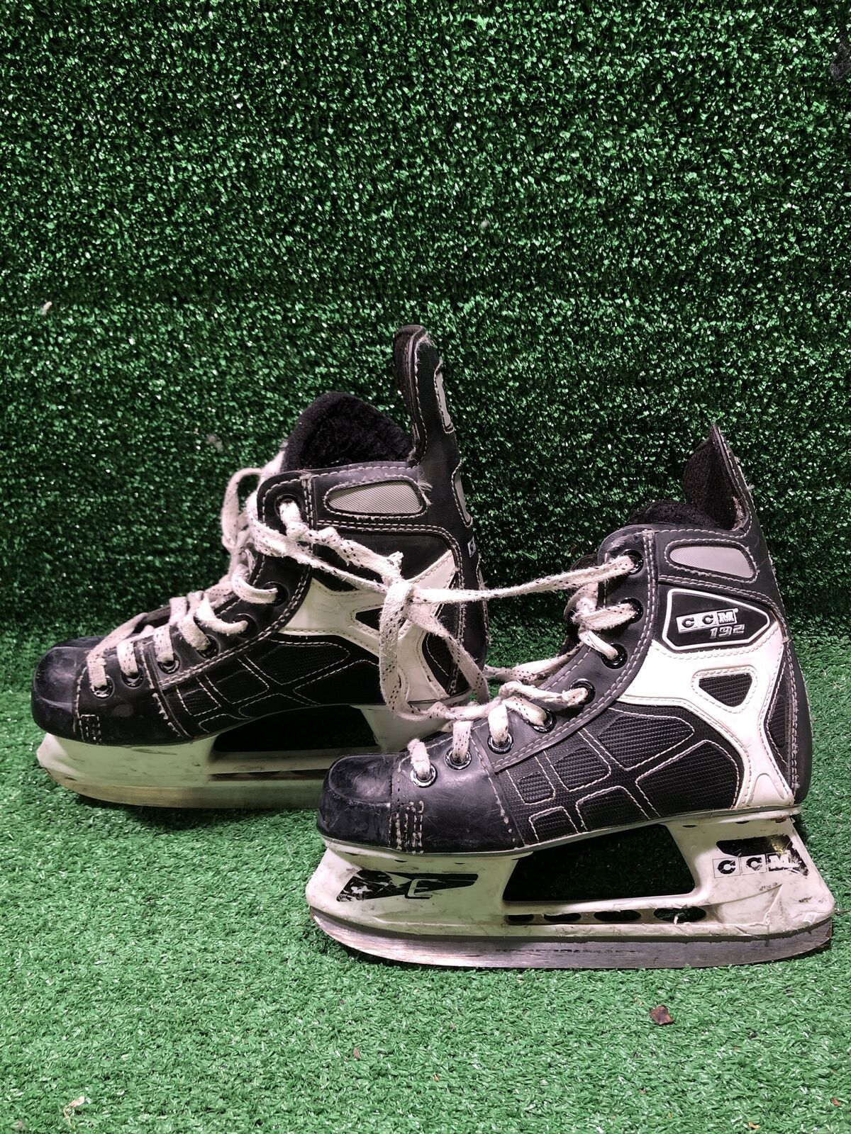 Ccm 192 Hockey Skates 2.5D Skate Size