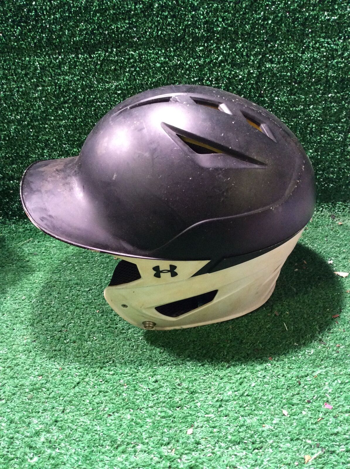 Under Armour UABH2-100 Batting Helmet