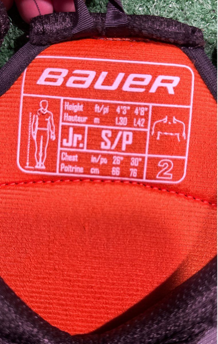 Bauer One.4 Hockey Shoulder Pads Junior Small (S)