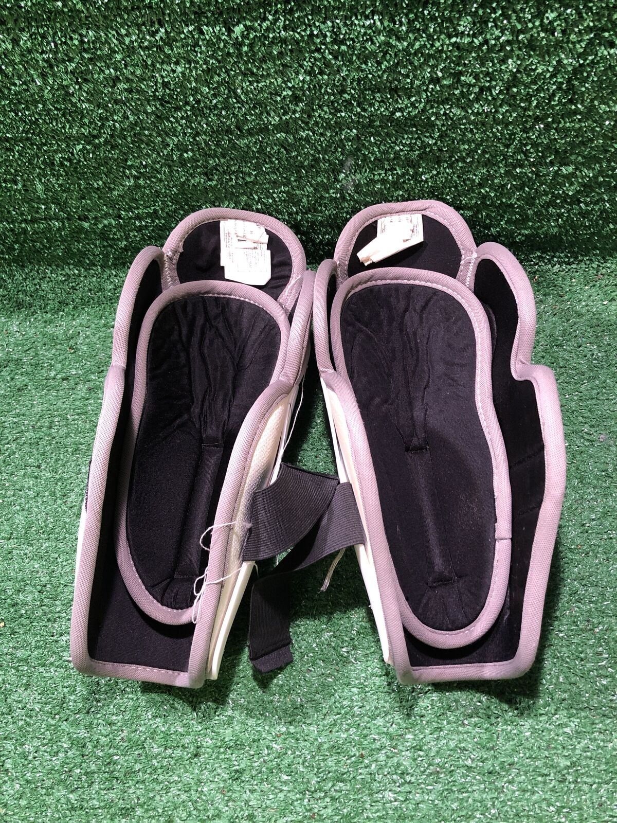 One Goal 10" Hockey Shin Guards