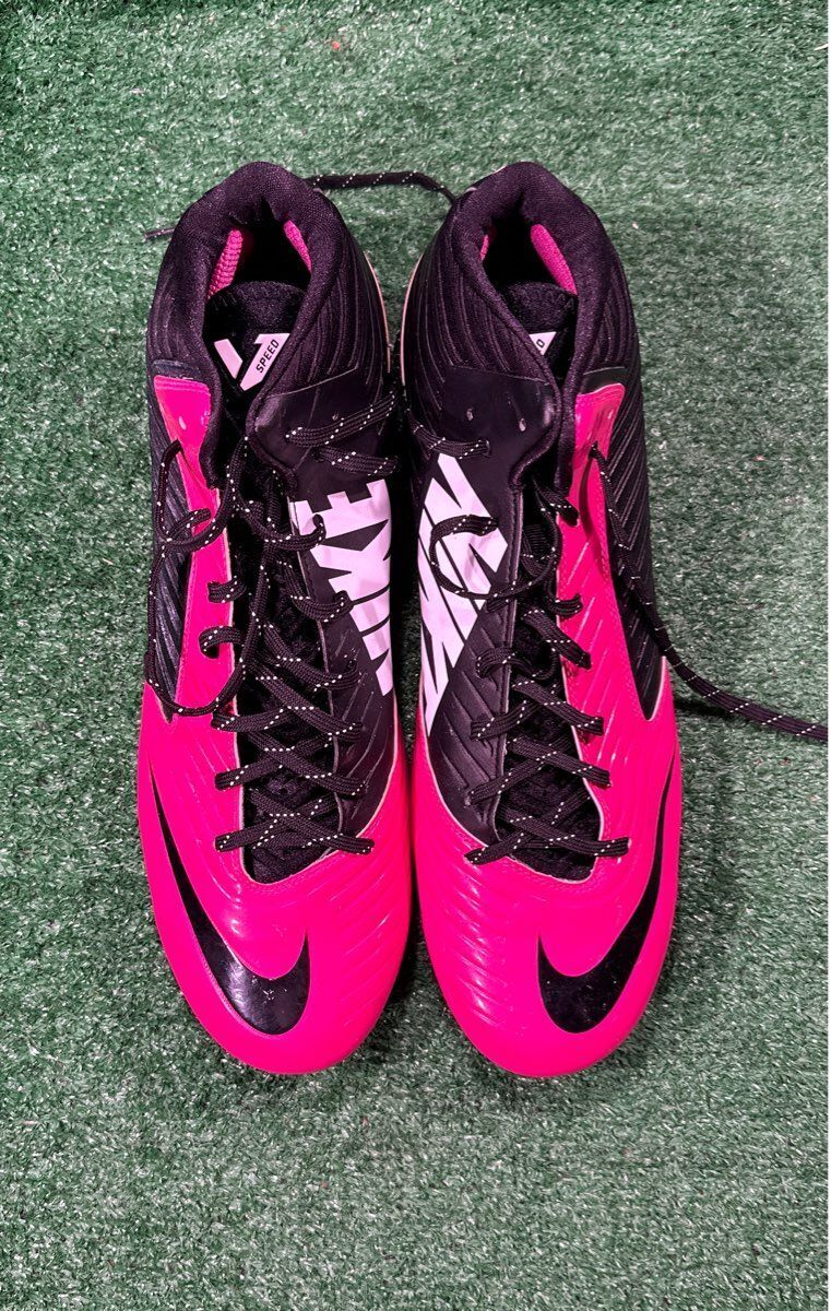 Nike V Speed 15.0 Size Football Cleats