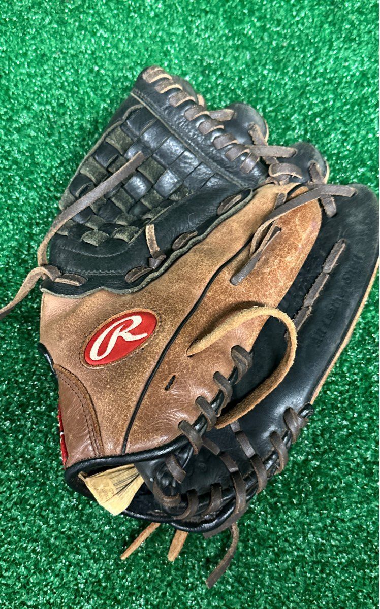 Rawlings Youth Premium D115PT 11.5" Baseball Glove (RHT)