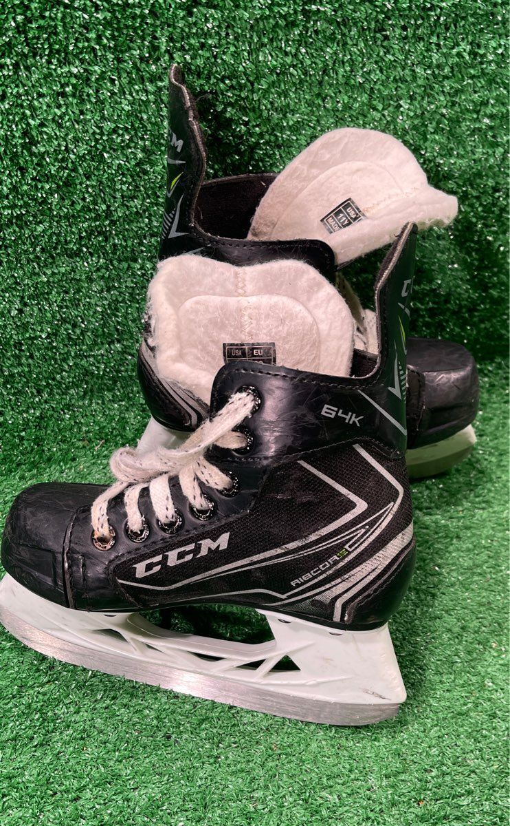 Ccm Ribcor 64K Youth Hockey Skates 11Y Skate Size