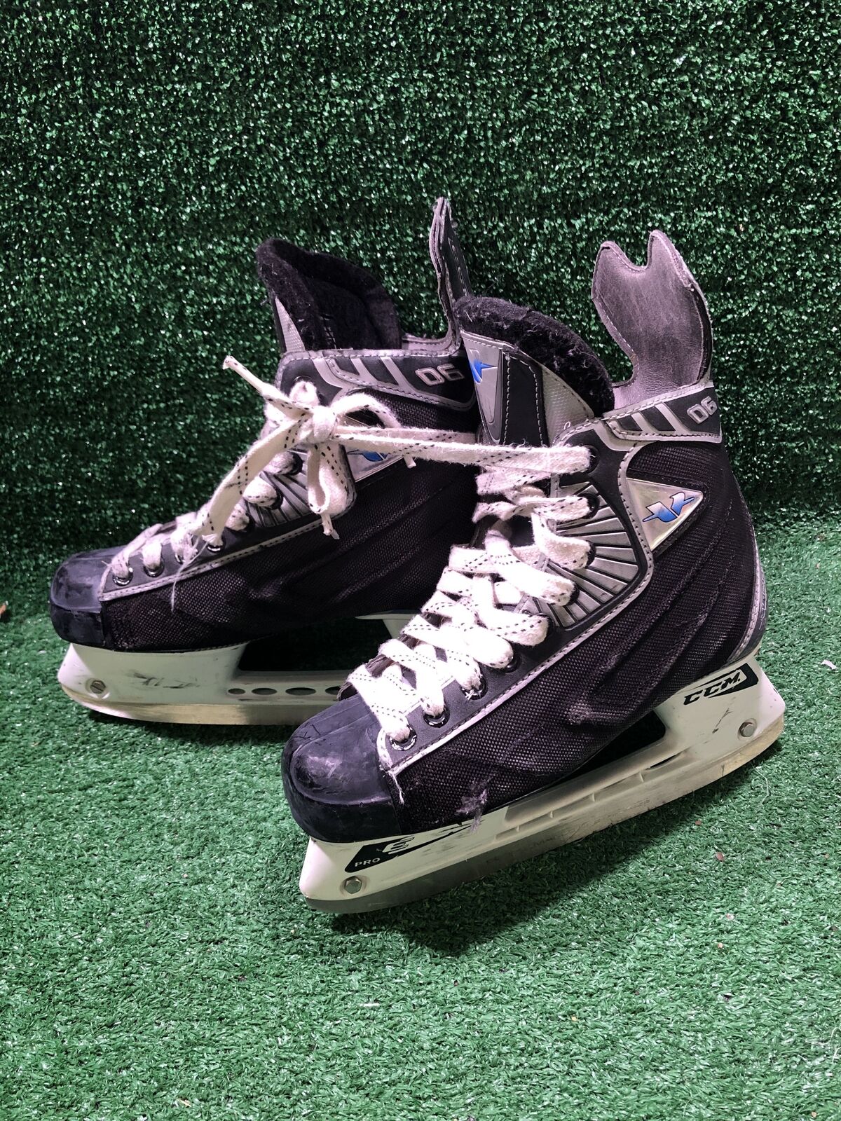 Ccm Vapor X700 Hockey Skates 5.0D Skate Size