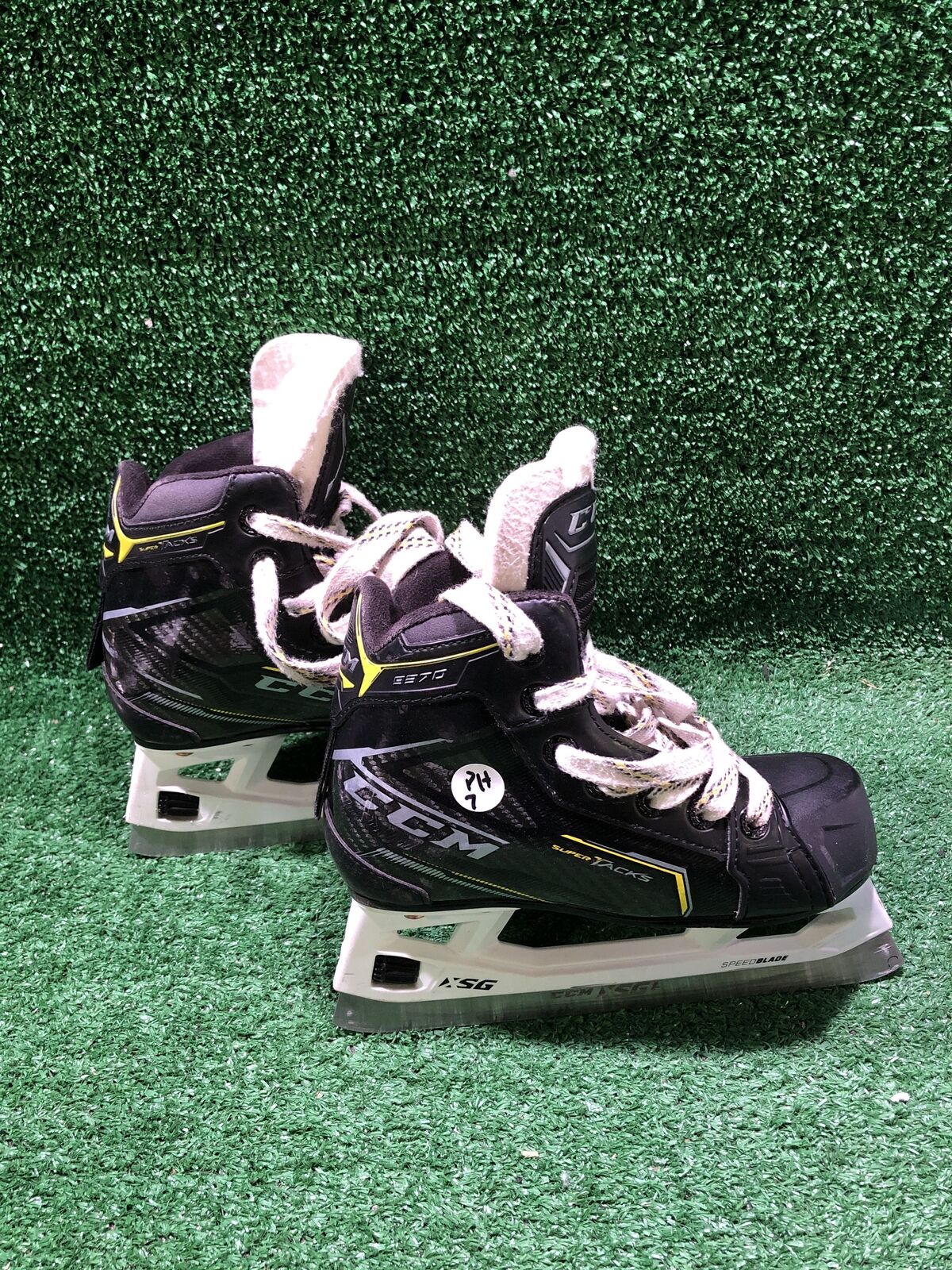 Bauer Supreme 140 Hockey Skates 1.0R Skate Size