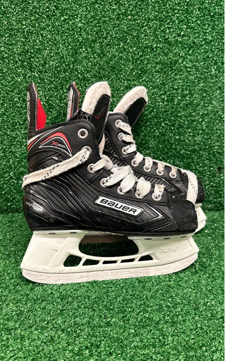 Bauer Vapor X300 Hockey Skates 12R Youth Skate Size