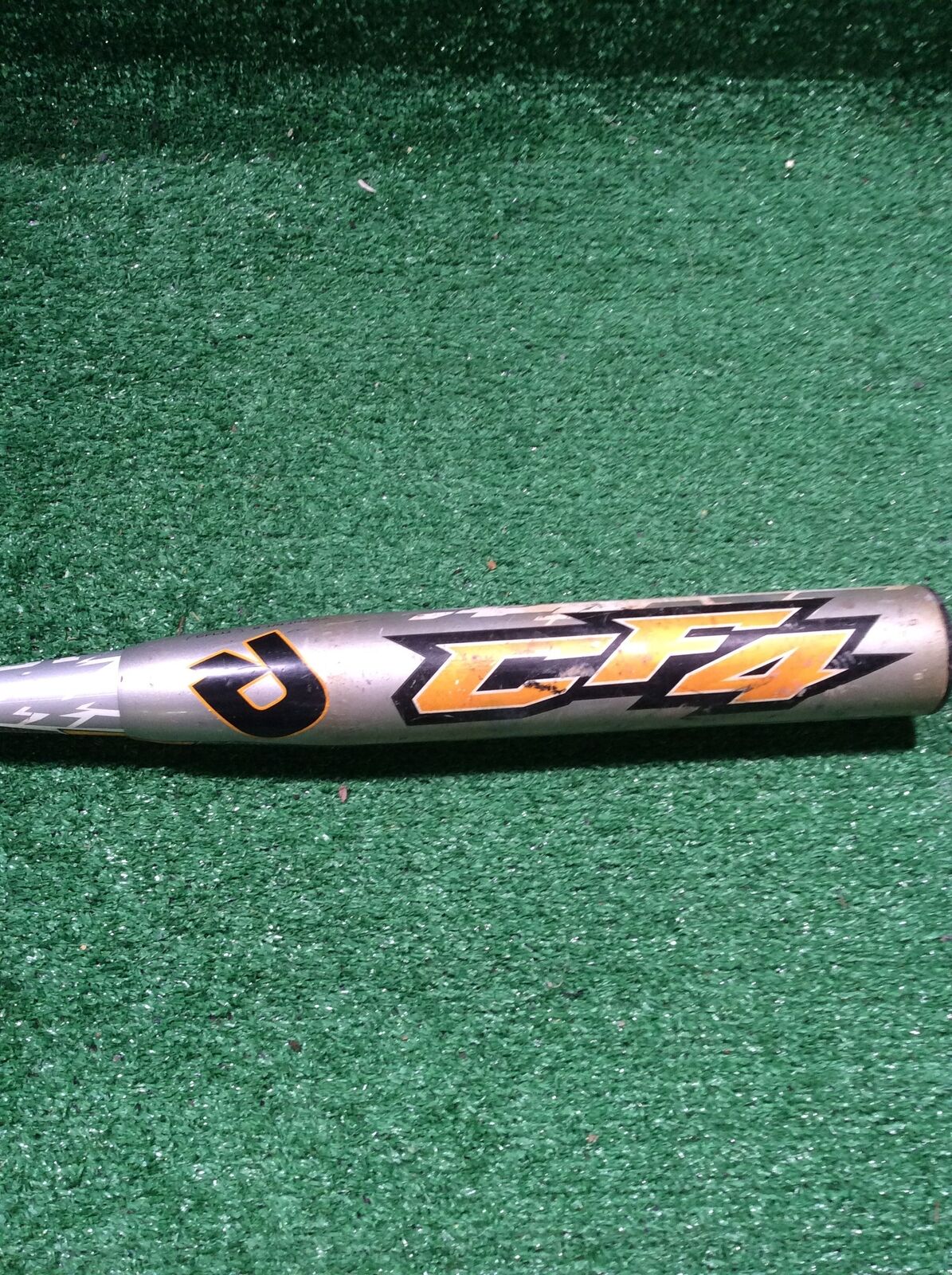 Demarini CFL11 Baseball Bat 29" 18 oz. (-11) 2 1/4"