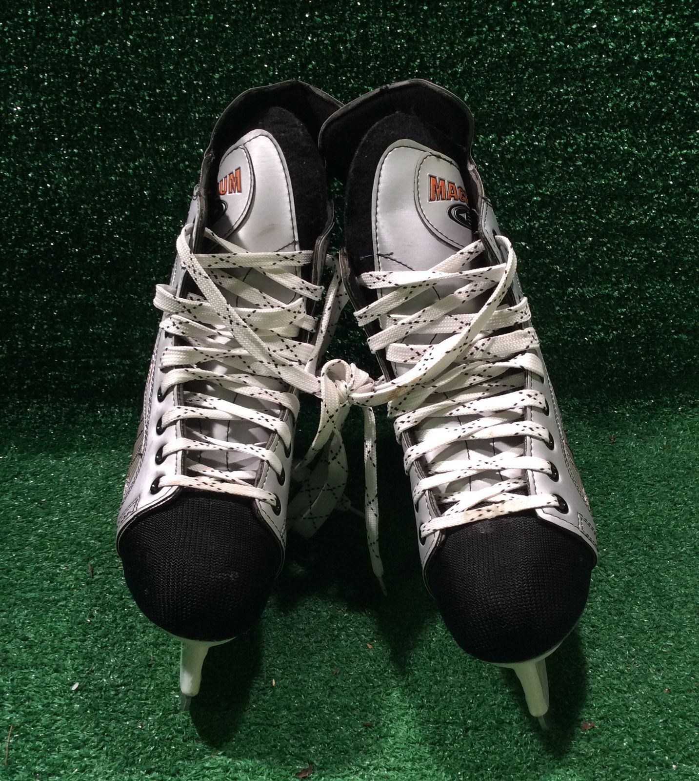 Easton Magnum Hockey Skates Adult 8.0 Skate Size