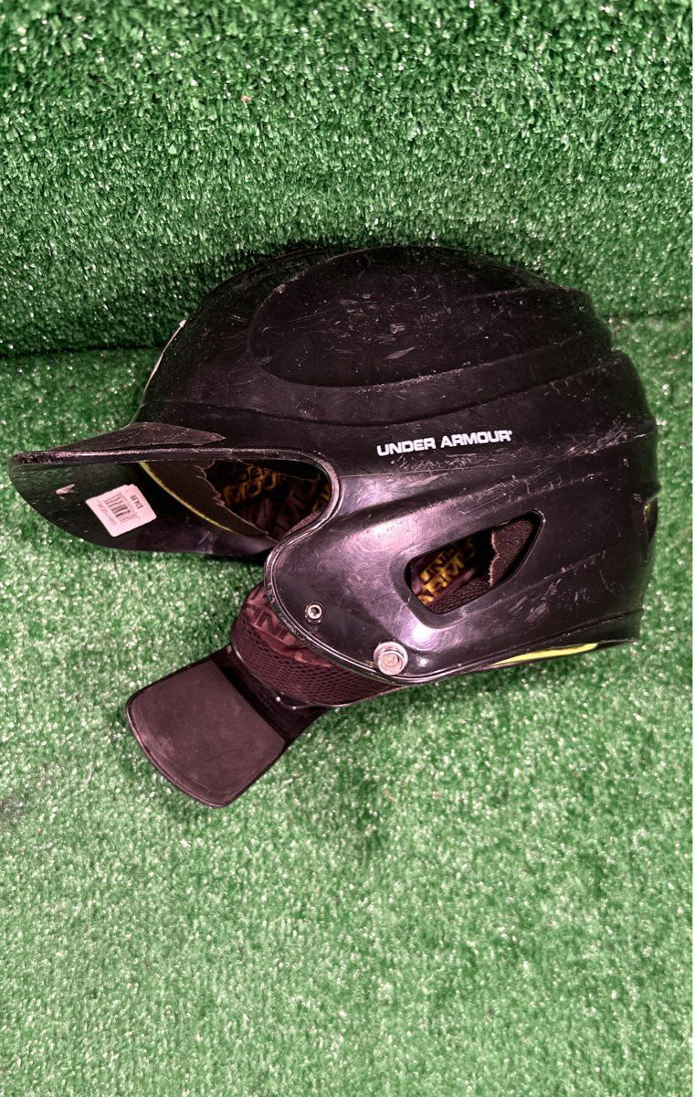 Under Armour UABH110 Batting Helmet