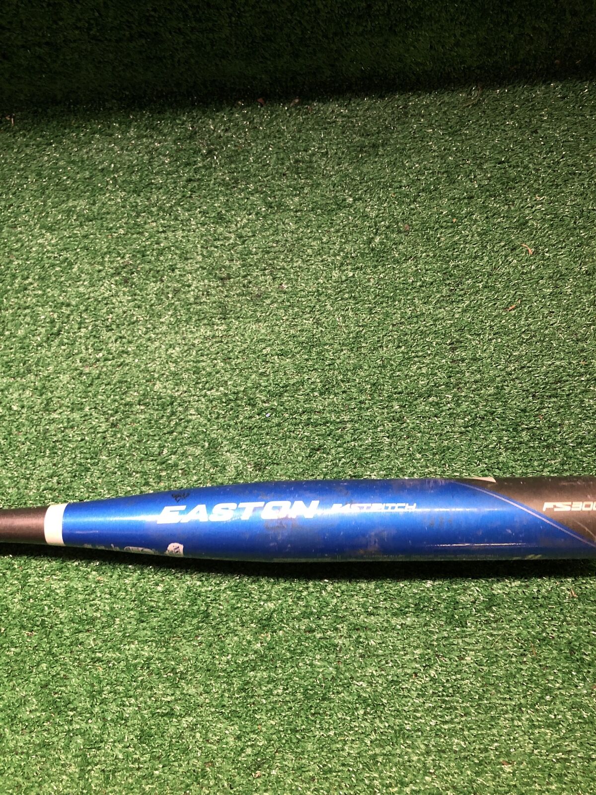 Easton FP14S300 Softball Bat 29" 18 oz. (-11) 2 1/4"