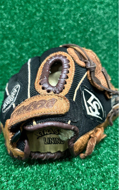 Louisville Slugger GN14-BN 11" Baseball Glove (RHT)