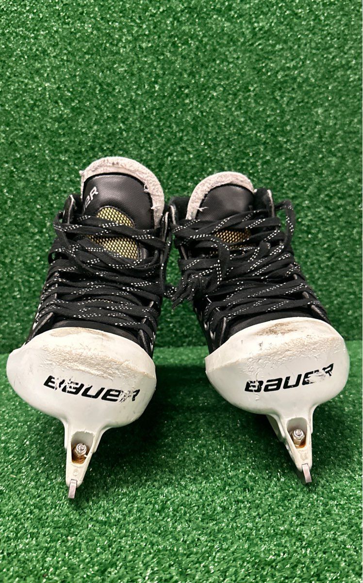 Bauer Supreme One.7 Hockey Goalie Skates 6.5 Skate Size