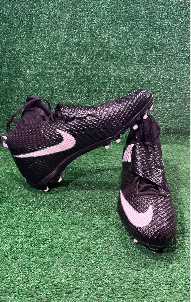 Nike Strike Pro 15.0 Size Football Cleats