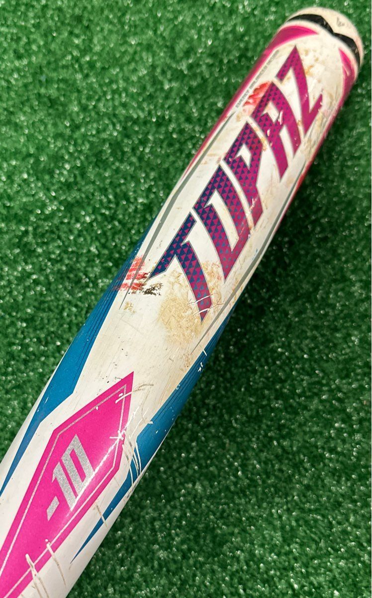 Easton Topaz Softball Bat 30" 20 oz. (-10) 2 1/4"