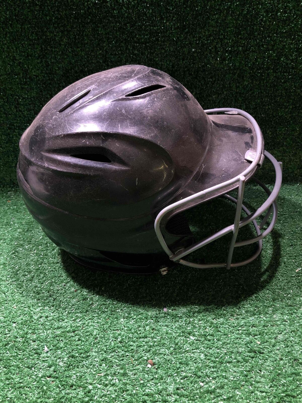 Under Armour UABH100 Softball Batting Helmet, 6 1/2" To 7 3/4"