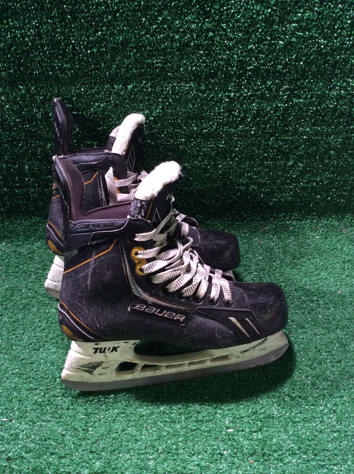 Bauer Supreme One.8 Hockey Skates 4.5D Skate Size