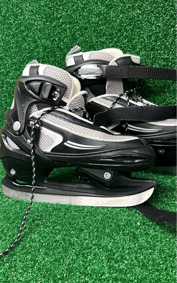 Lake Placid Summit Hockey Skates Adjustable 5-8 Skate Size