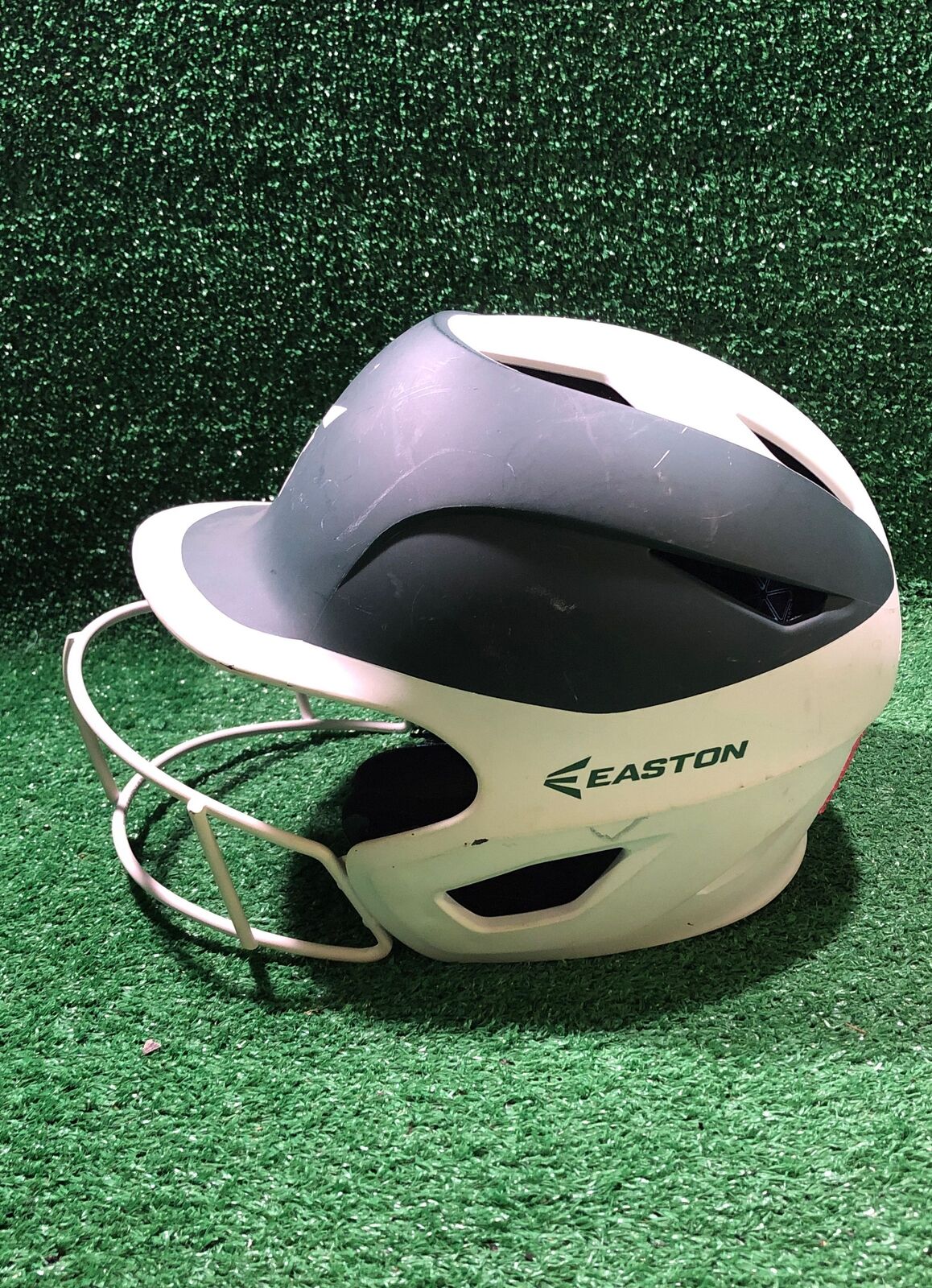 Easton Prowess Softball Batting Helmet, 6 7/8" To 7 3/8"