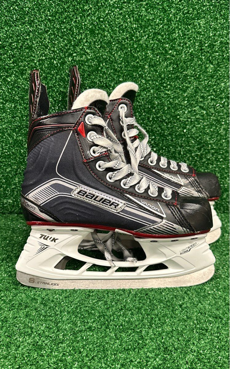 Bauer Vapor X500 Hockey Skates 2.5D Skate Size