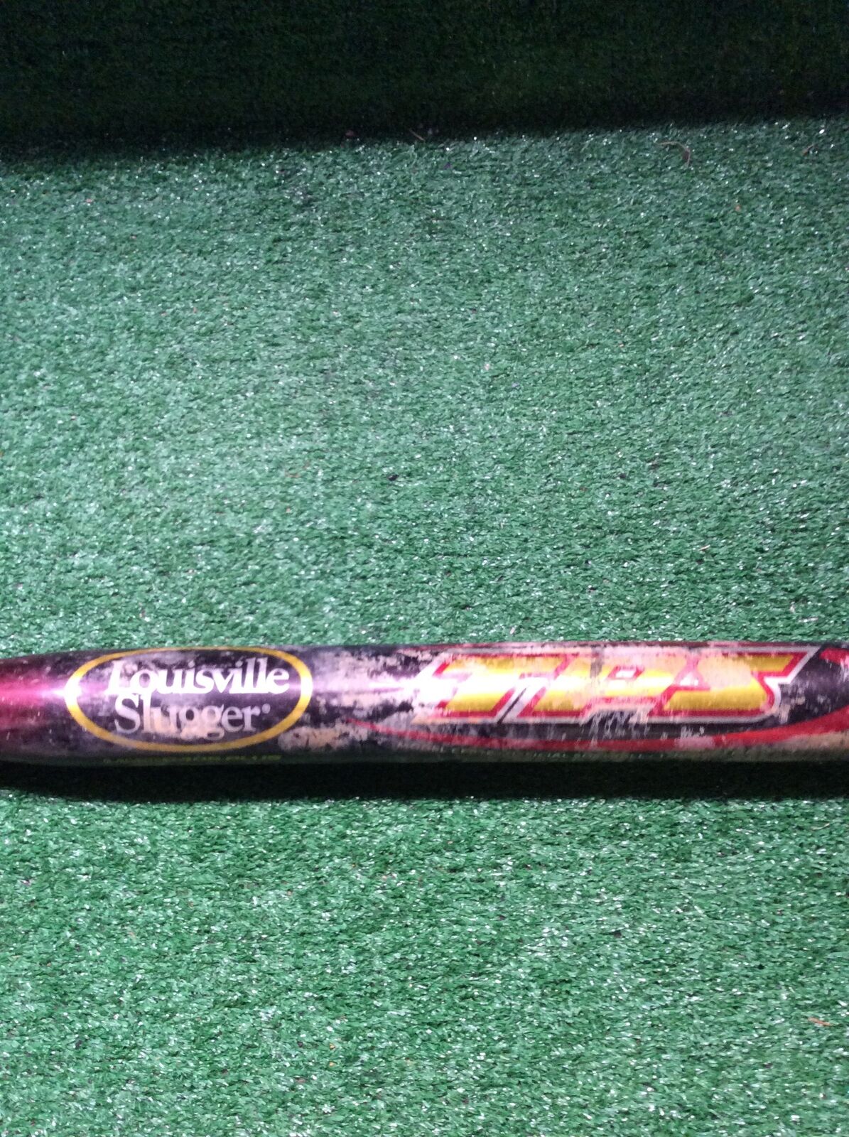 Louisville Slugger CFP18 Softball Bat 33" 23 oz. (-10) 2 1/4"