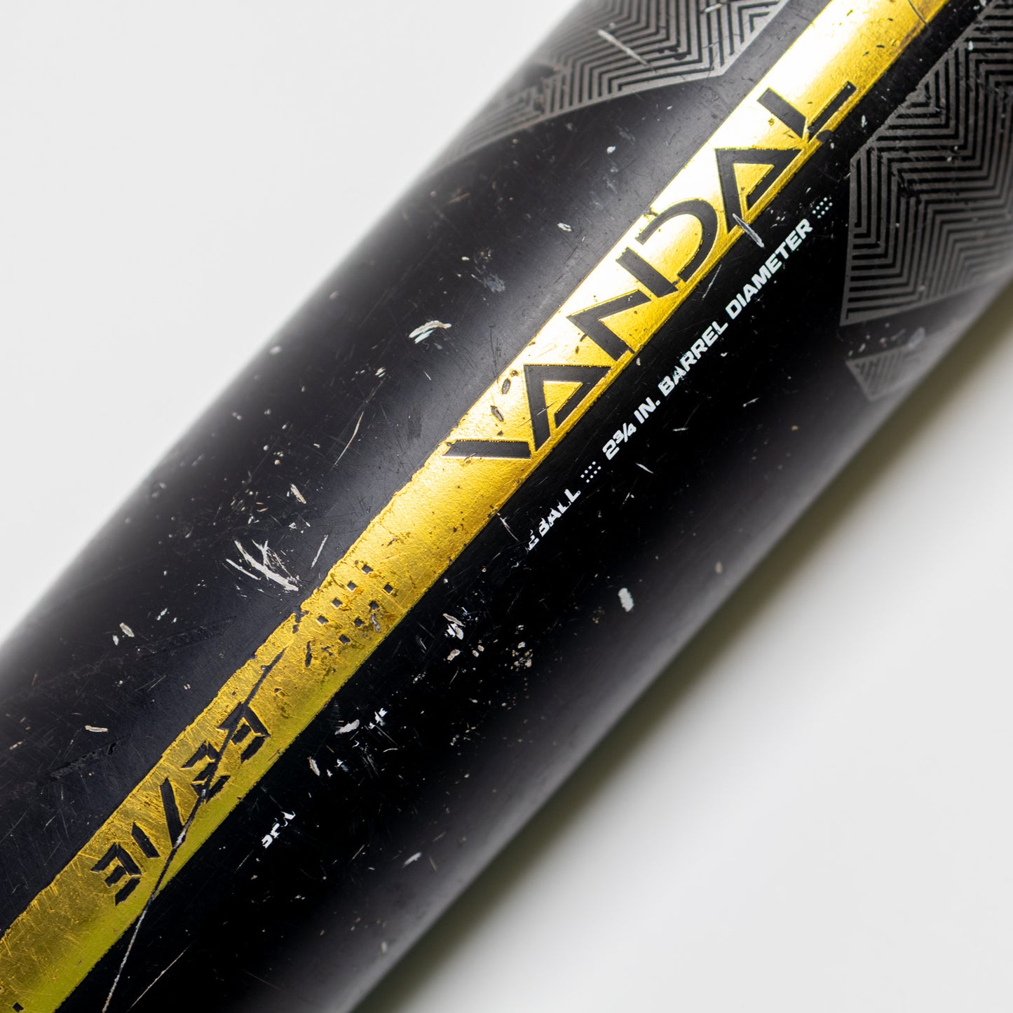 Victus Vandal (31"/23 oz) (-8) 2 3/4" Baseball Bat