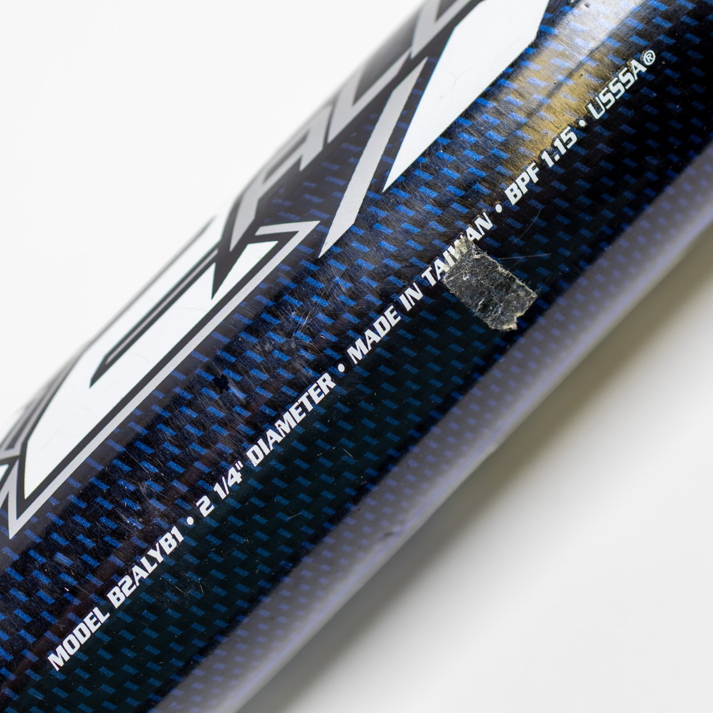 Combat B2 Alloy 30/18 oz (-12) 2 1/4" USSSA Baseball Bat